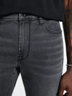 J702 - ETHAN WASH-John Varvatos Outlet